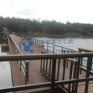 鋼結(jié)構扶手浮橋